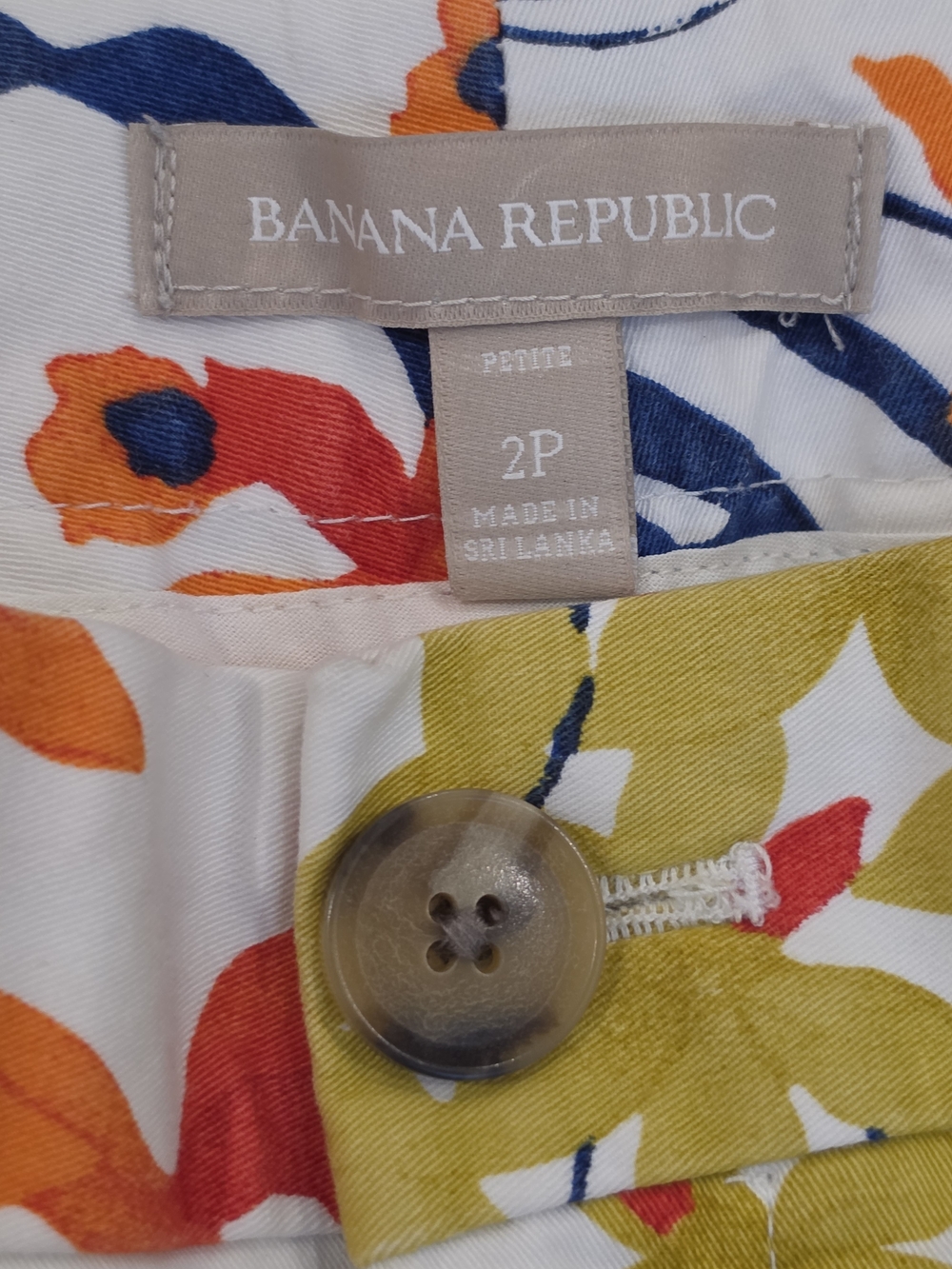 BANANA REPUBLIC Petite Floral Print Womens Bottoms in Multi-Color Size 2